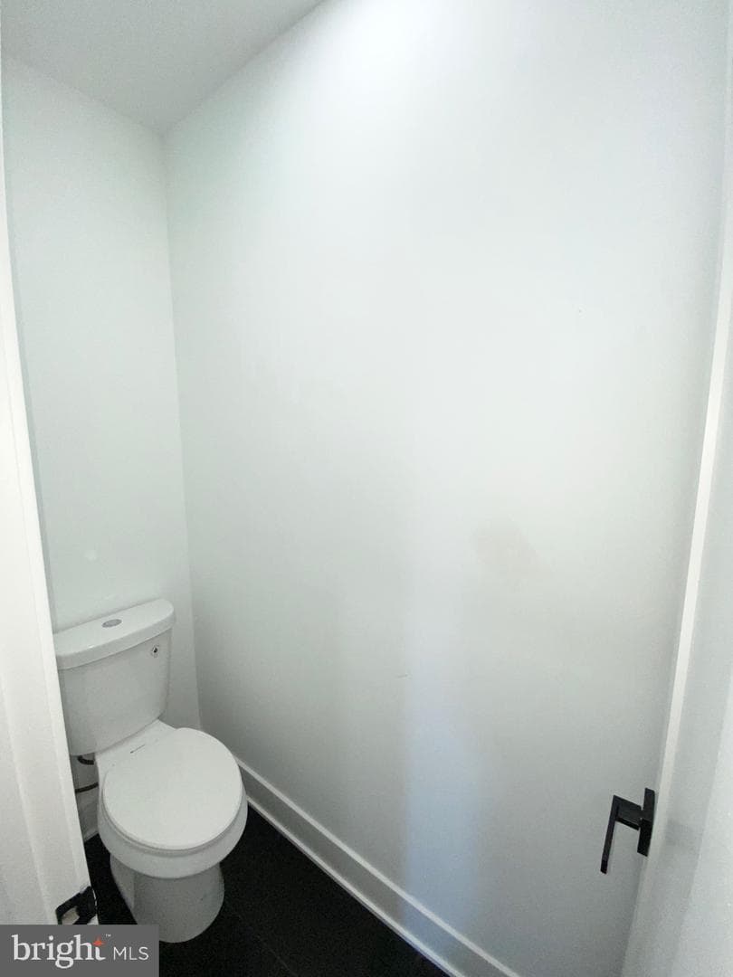 1234 W Tucker Street photo 9
