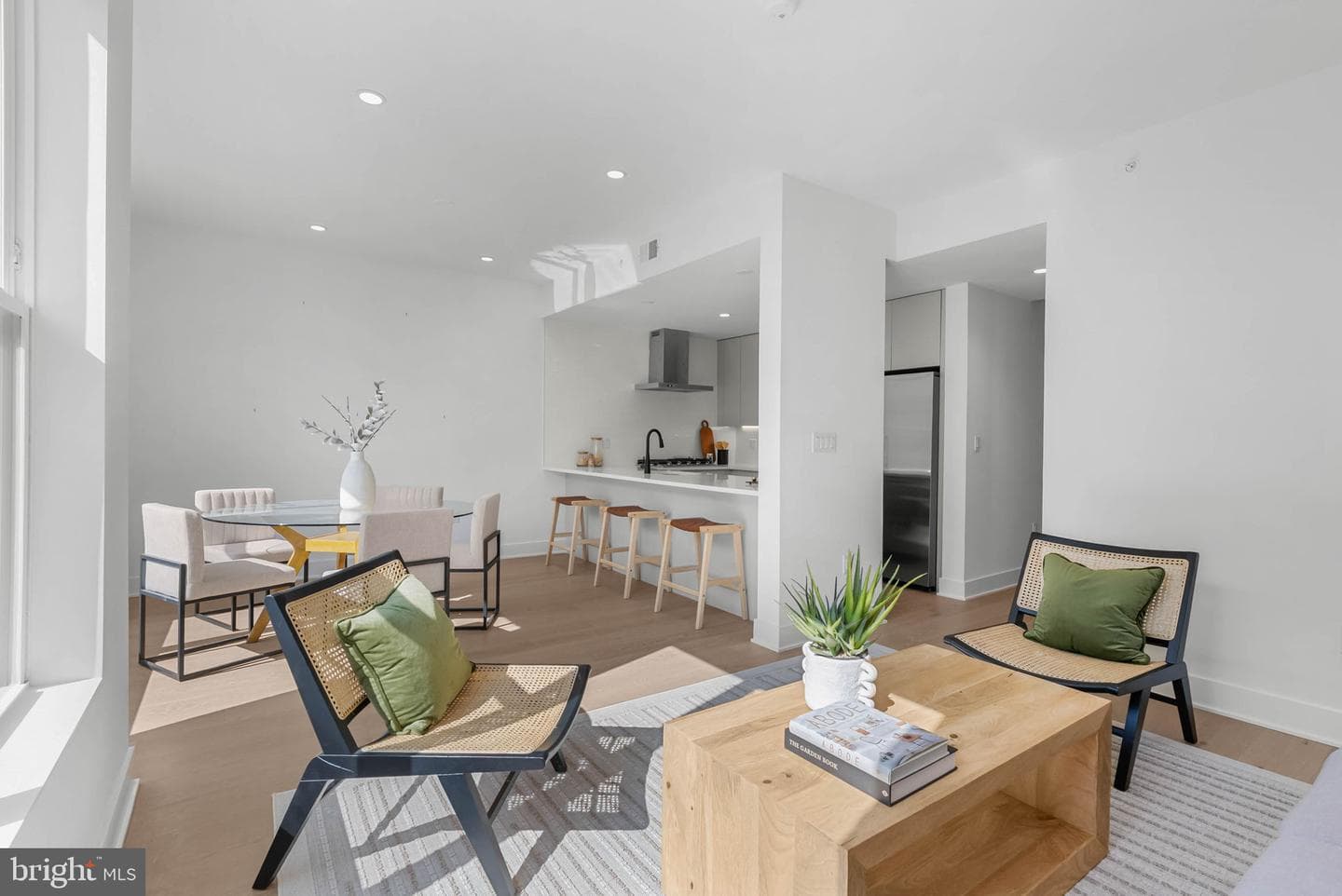 635 N 7th Street #c2b, Philadelphia