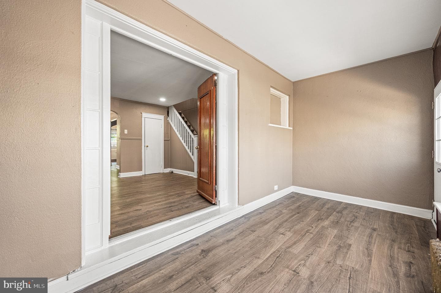 2519 S Hobson Street photo 3