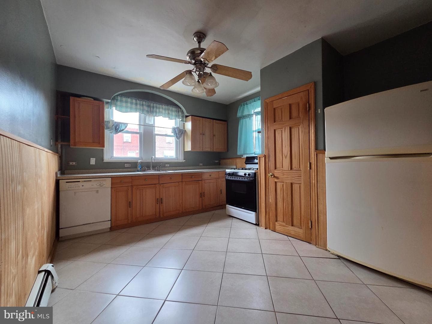 3019 Knorr Street photo 7