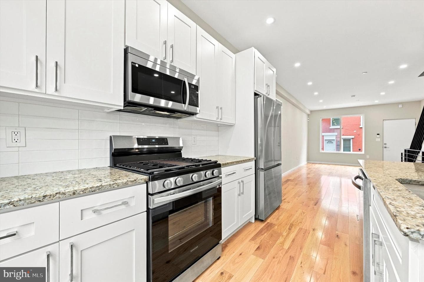1713 W Seybert Street photo 19