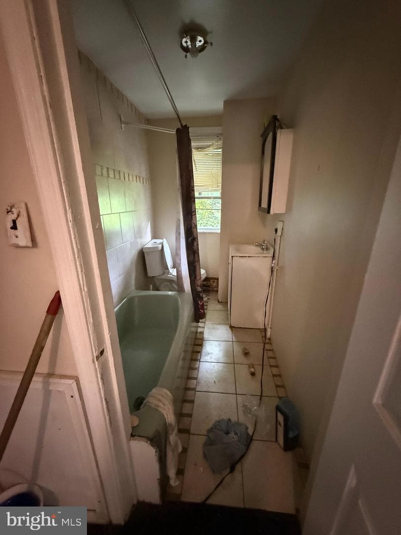 2329 N Van Pelt Street photo 9