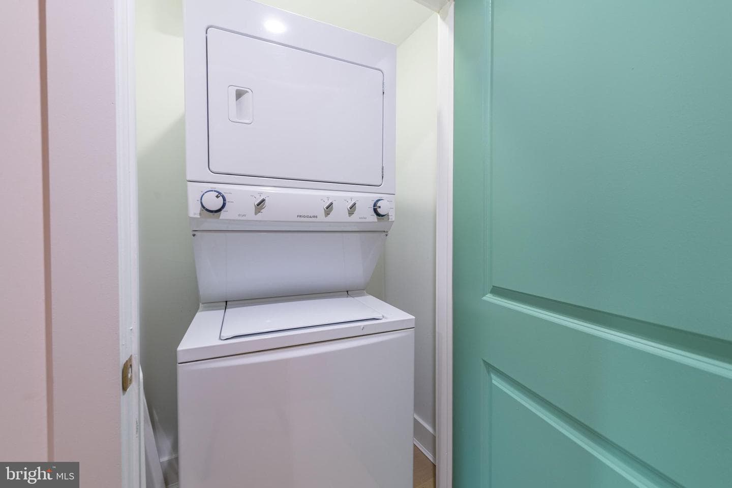 517 Diamond Street photo 18