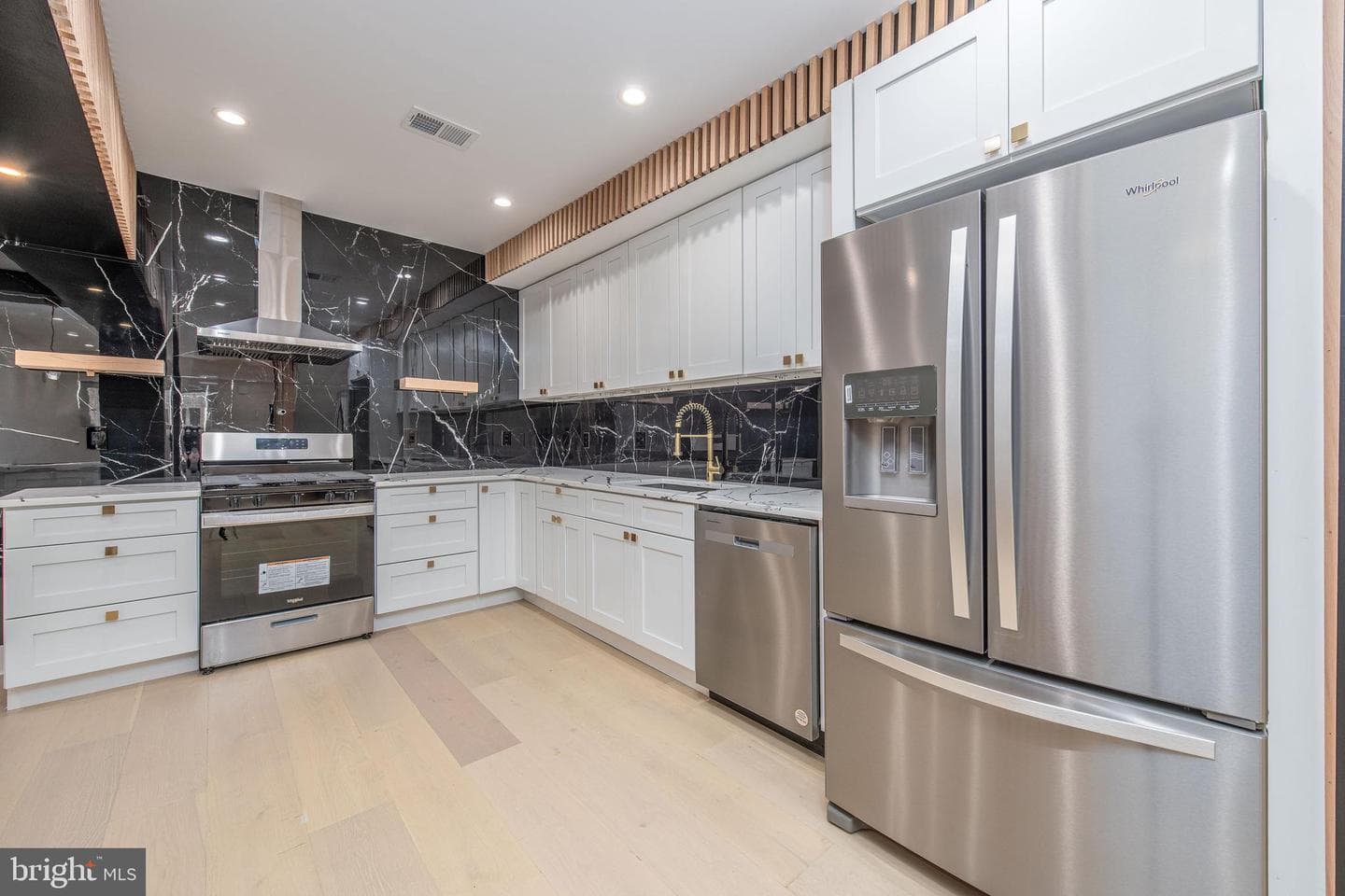 517 Diamond Street photo 30