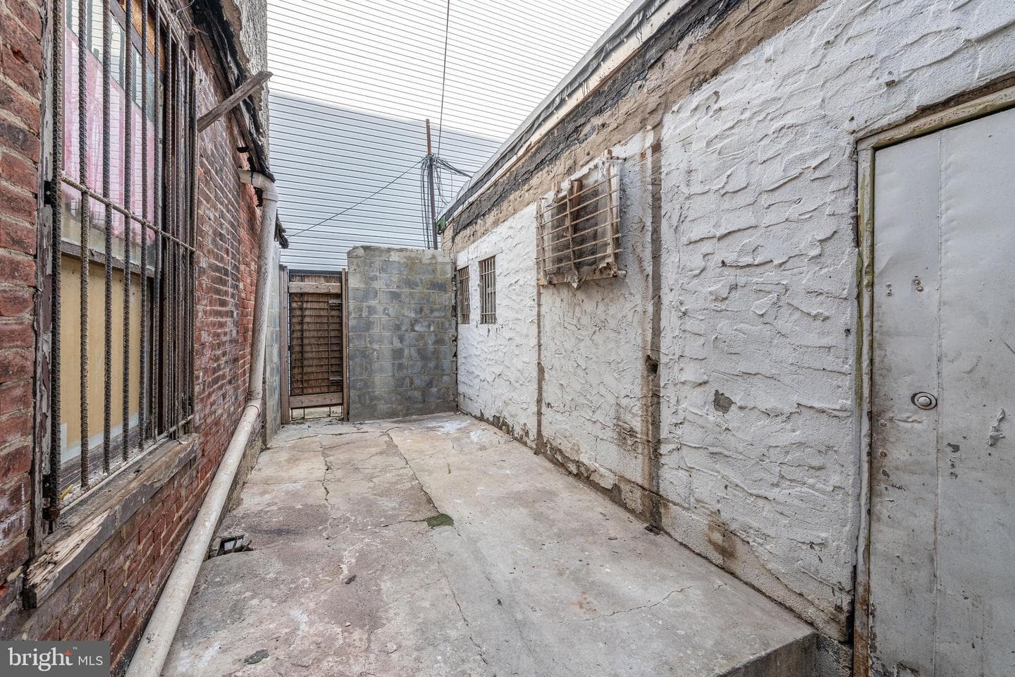 517 Diamond Street photo 34