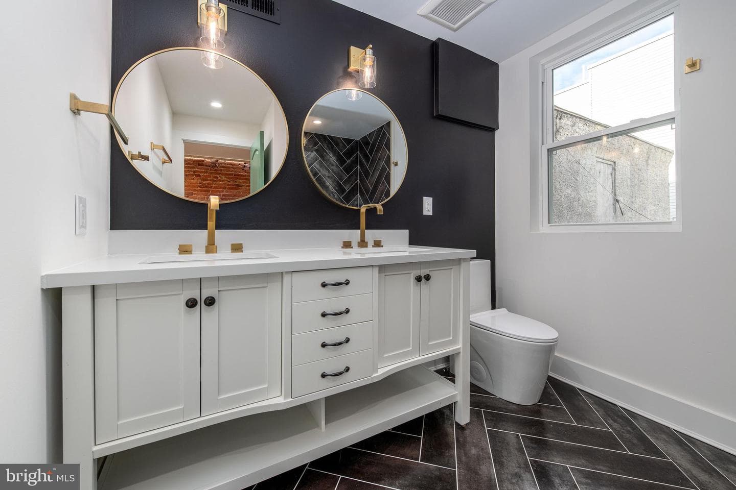 517 Diamond Street photo 37