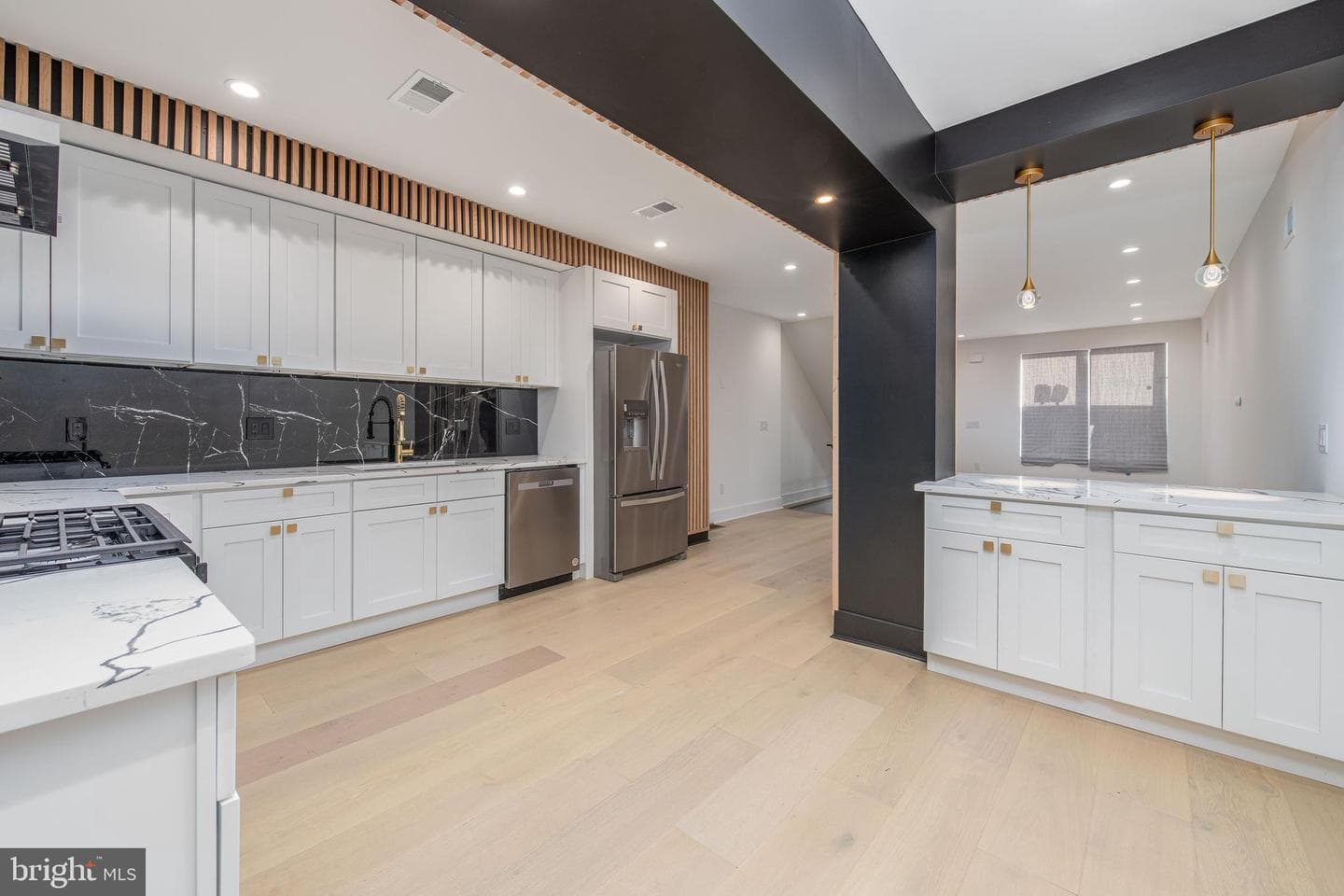 517 Diamond Street photo 38