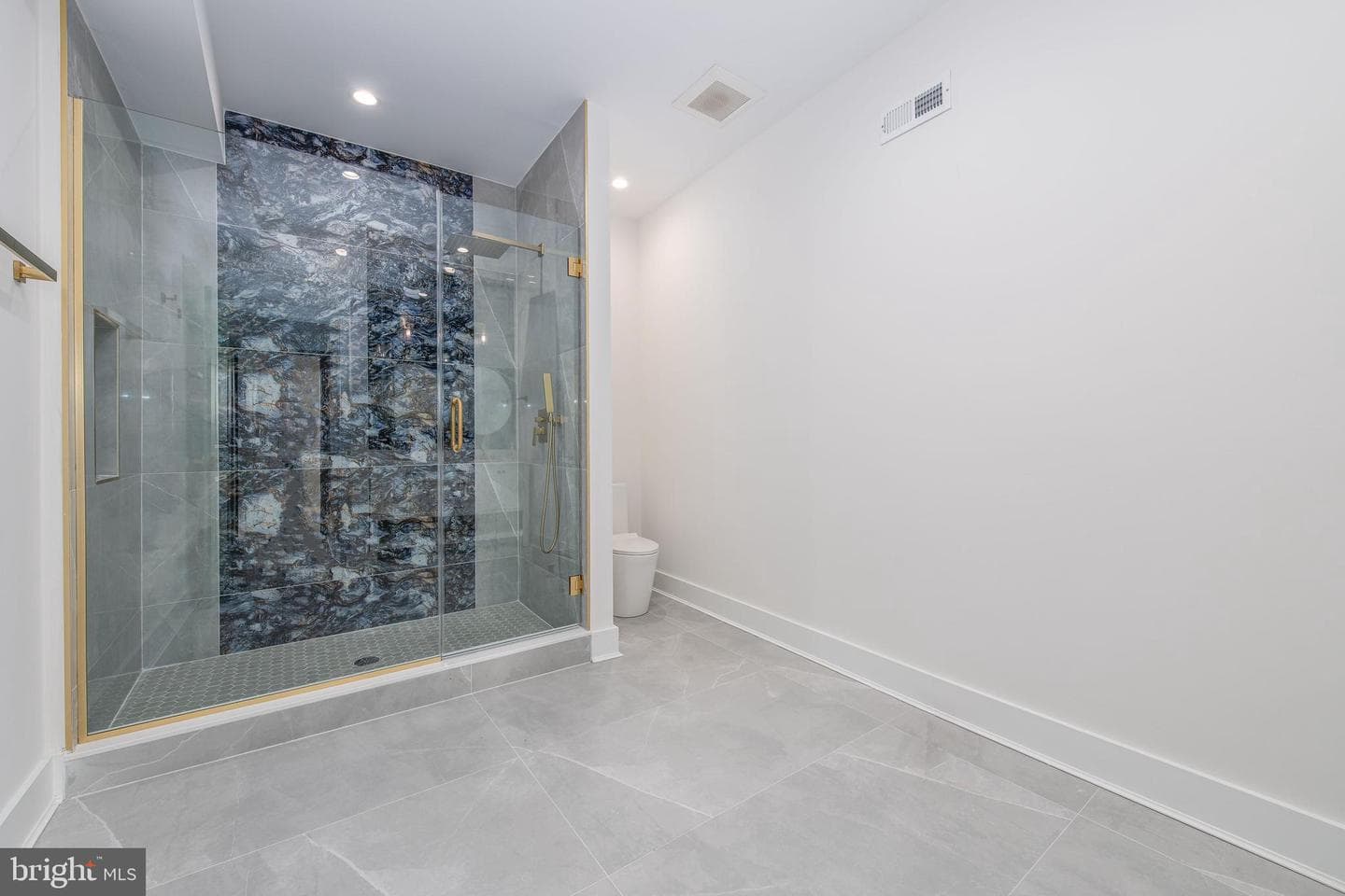 517 Diamond Street photo 39