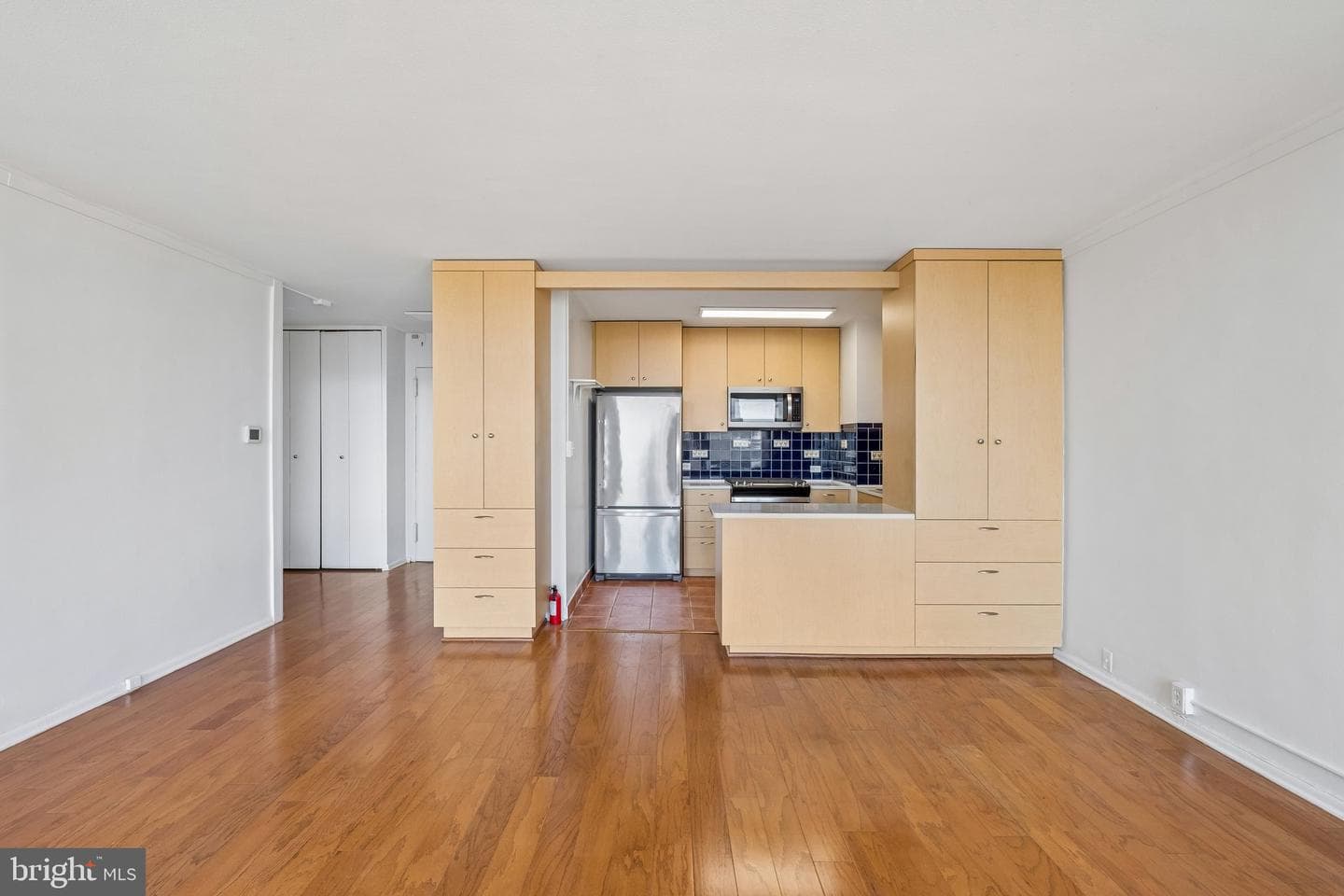 210 Locust Street #18hw photo 4