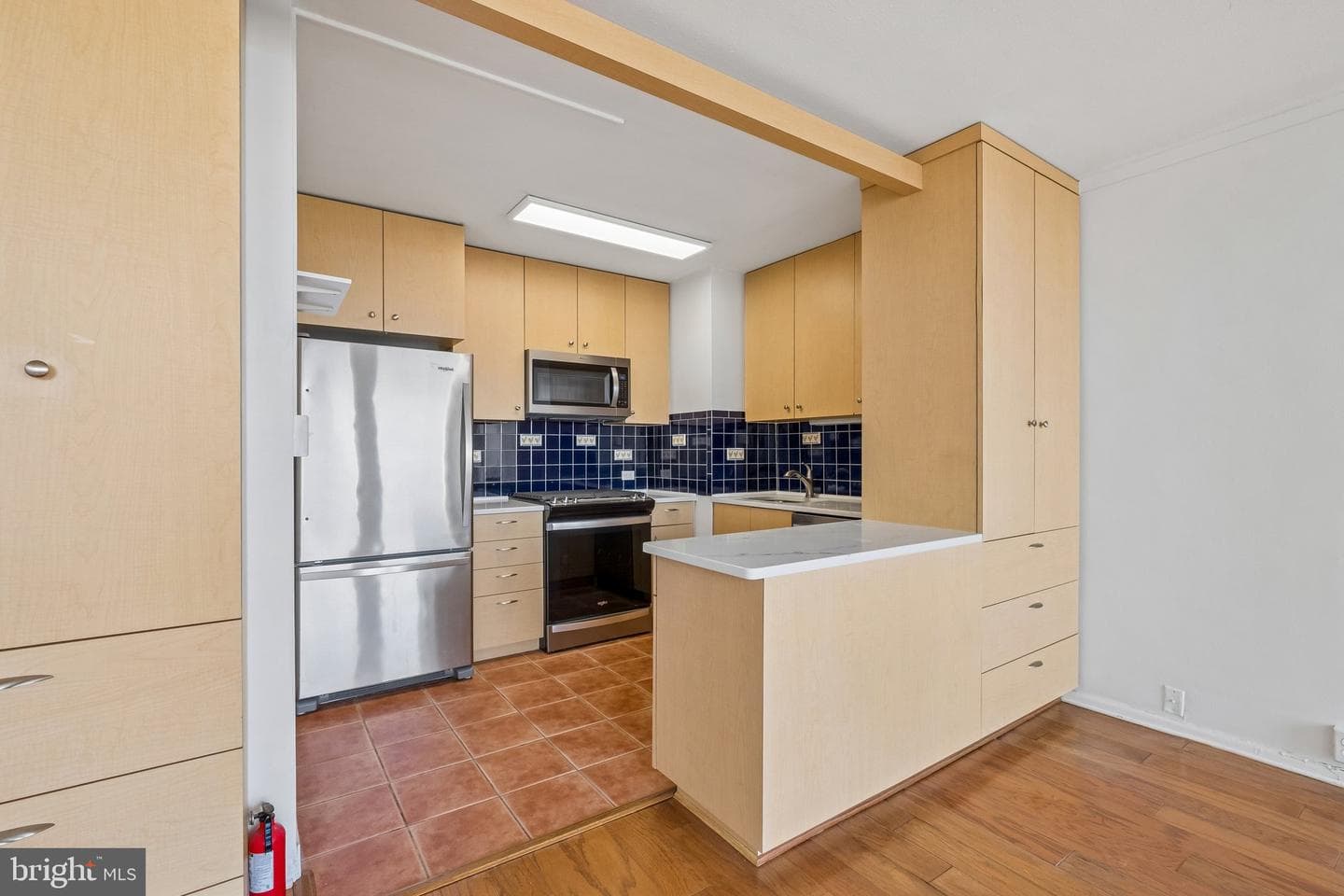210 Locust Street #18hw photo 5