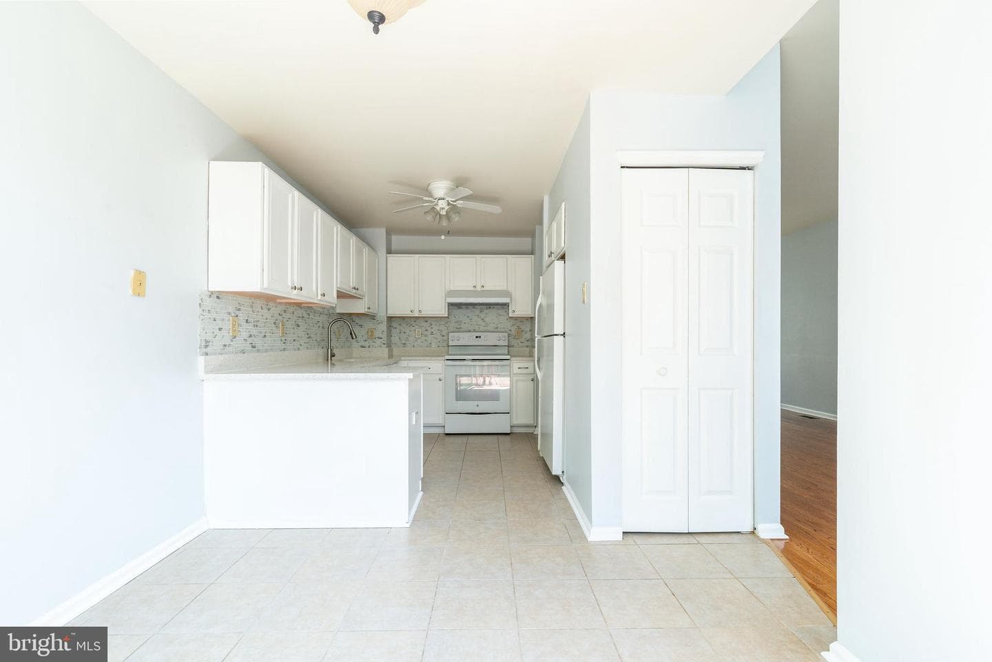 307 Thyme Lane photo 8