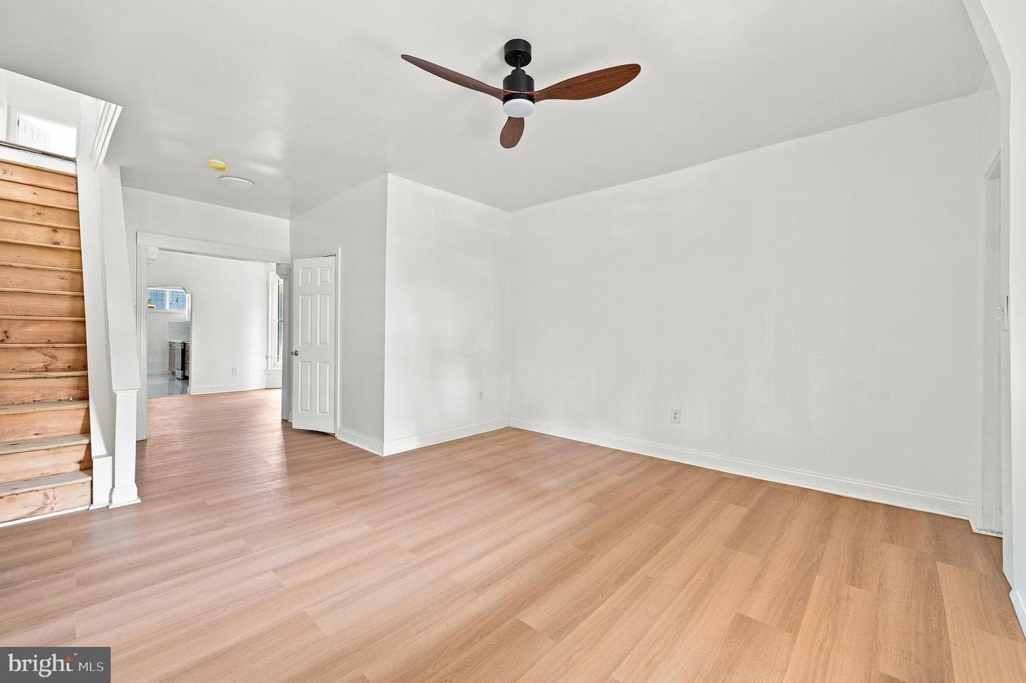 1030 E Chelten Avenue photo 3