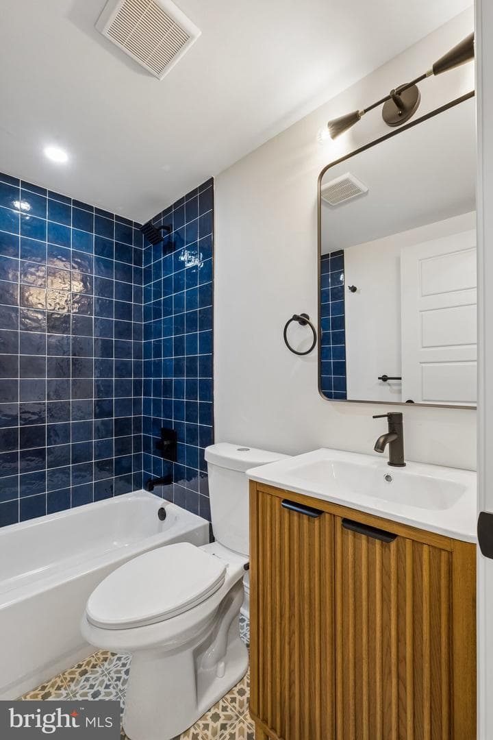 1231 S Markoe Street photo 31