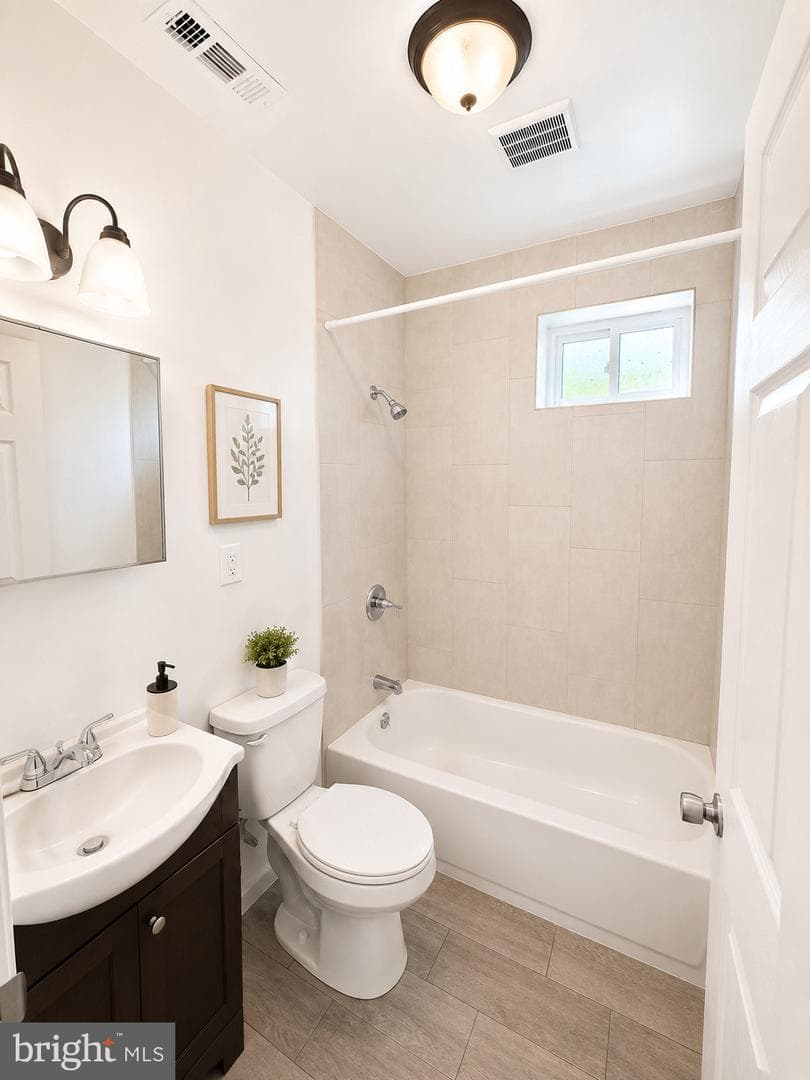 5557 Walton Avenue photo 10