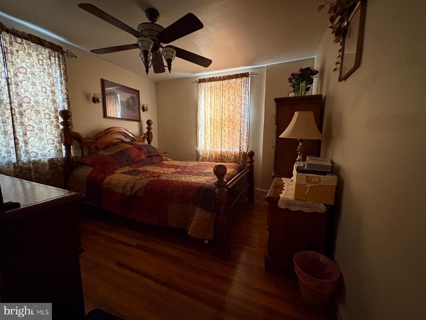 1214 Hale Street photo 32
