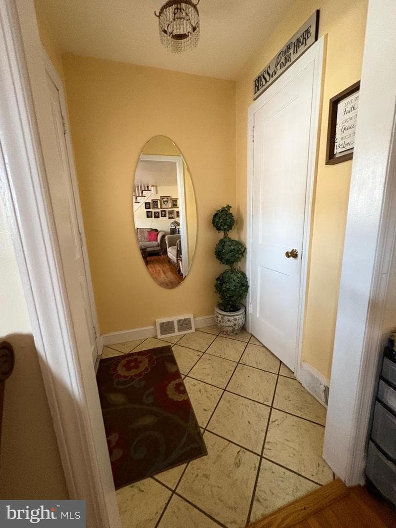 1214 Hale Street photo 8