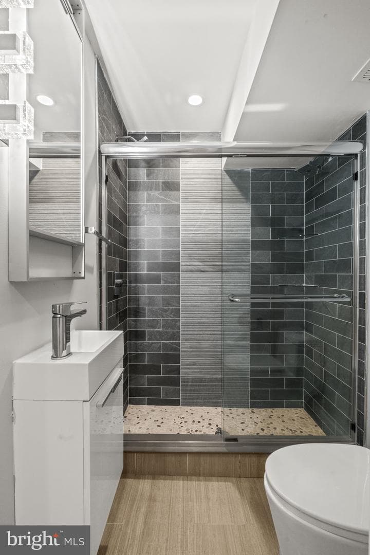 1005 N Marshall Street #1 photo 24