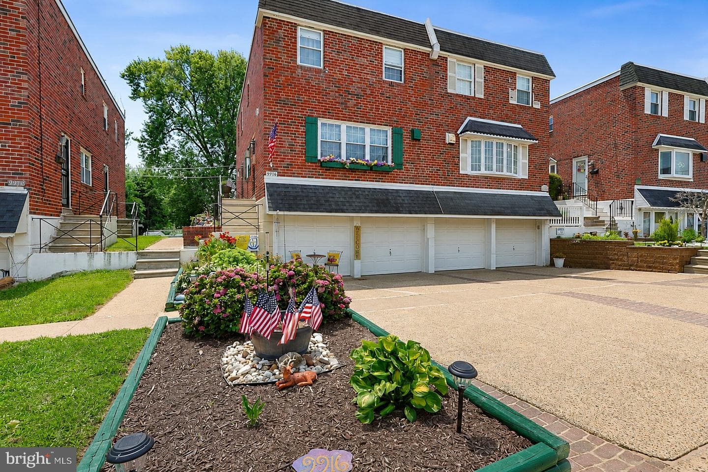 9916 S Canterbury Road photo 1