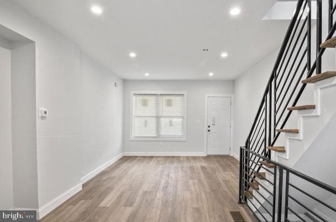 1548 S Etting Street photo 7