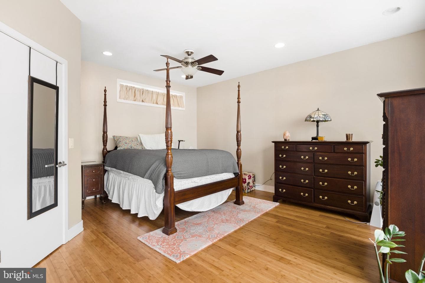 813 N Orianna Street #813a photo 38