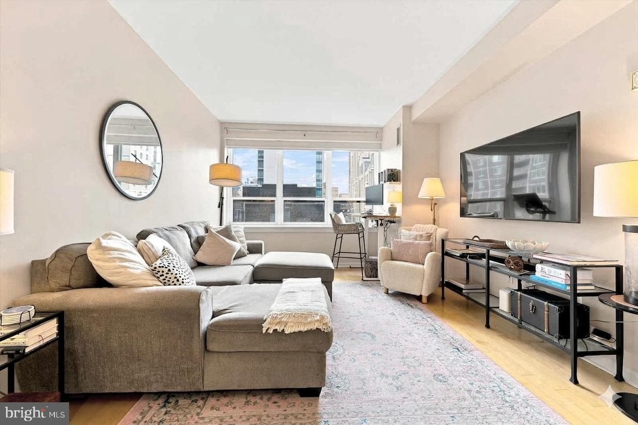 1425 Locust Street #12e, Philadelphia