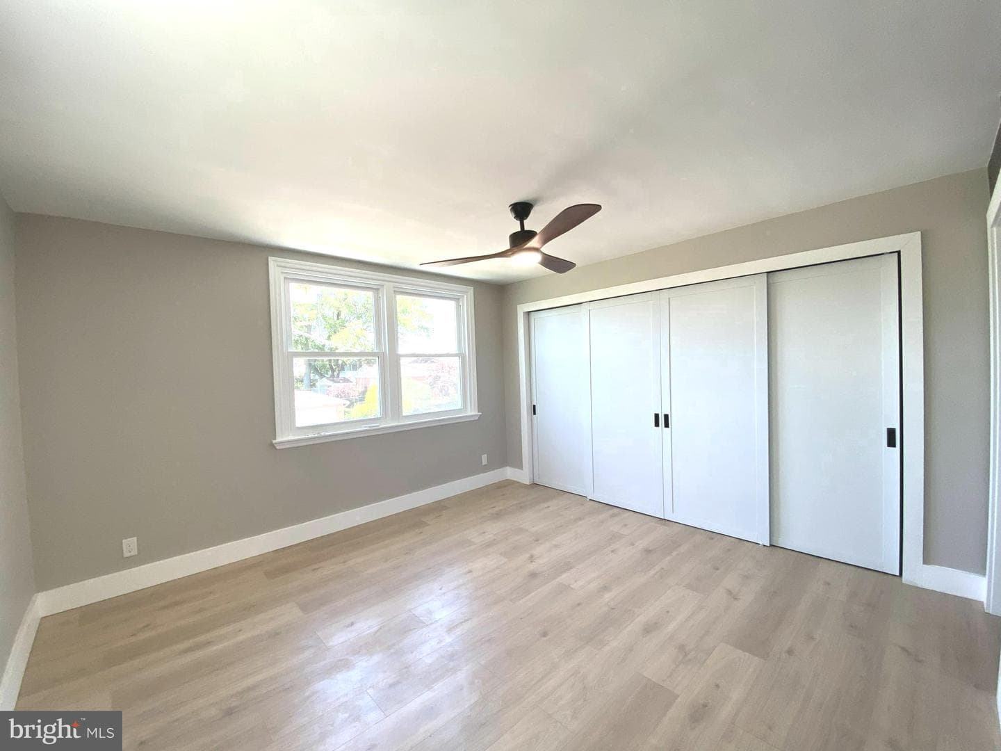 1030 E Sedgwick Street photo 20