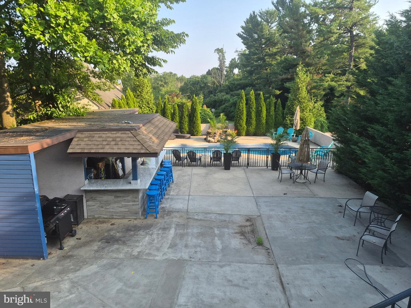 618 Gates Street photo 3