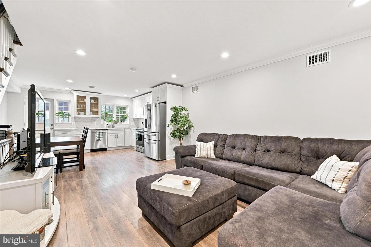 3516 Cresson Street, Philadelphia