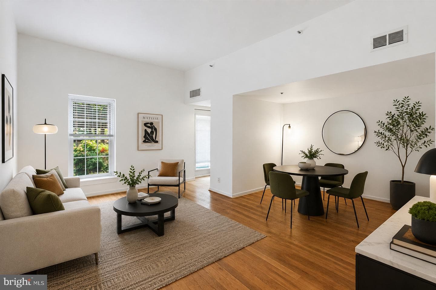 301 Race Street #c010, Philadelphia