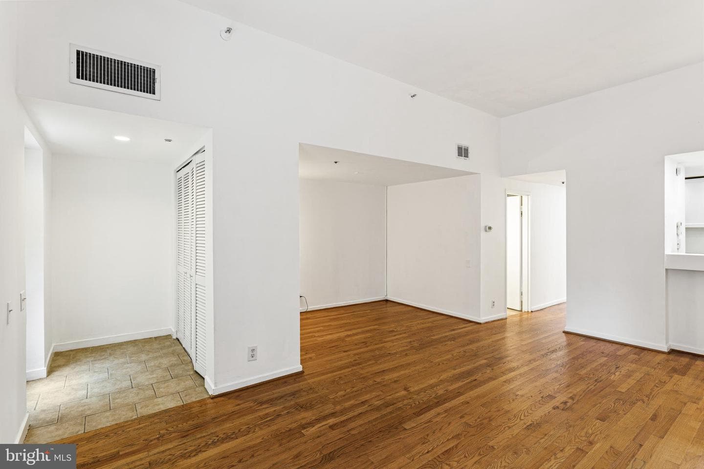 301 Race Street #c010 photo 4
