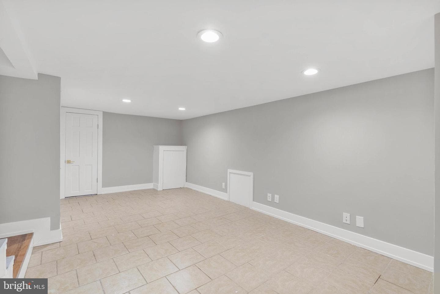 2502 E Clearfield Street photo 24