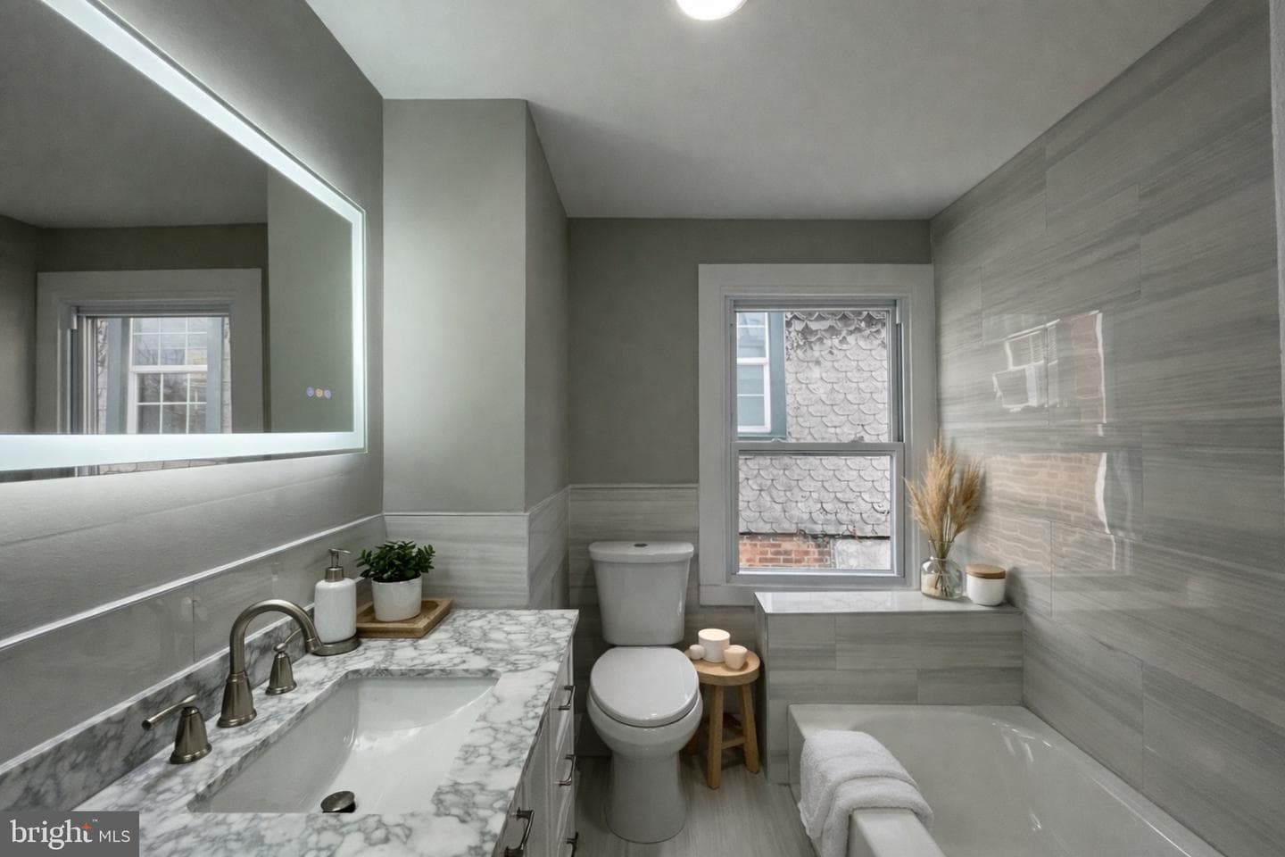 107 Kingsley Street photo 3