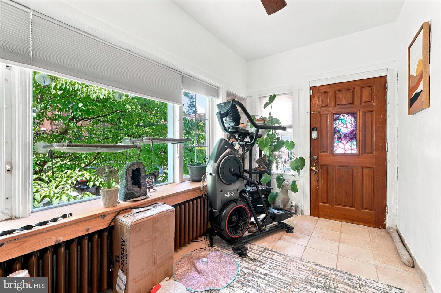 955 Allengrove Street photo 3
