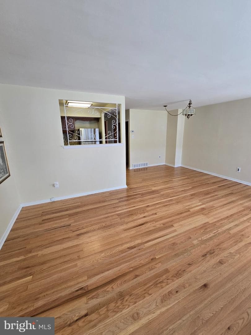 10222 Albemarle Lane photo 6