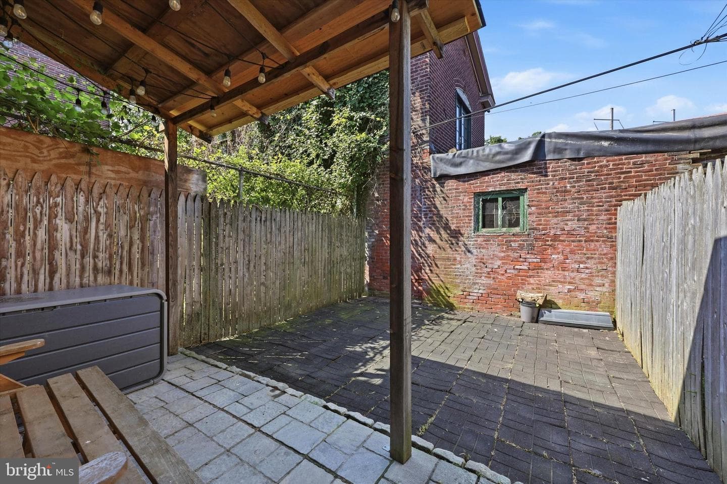 5360 Morris Street photo 11