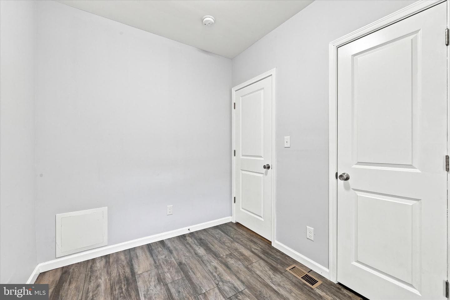 5360 Morris Street photo 21