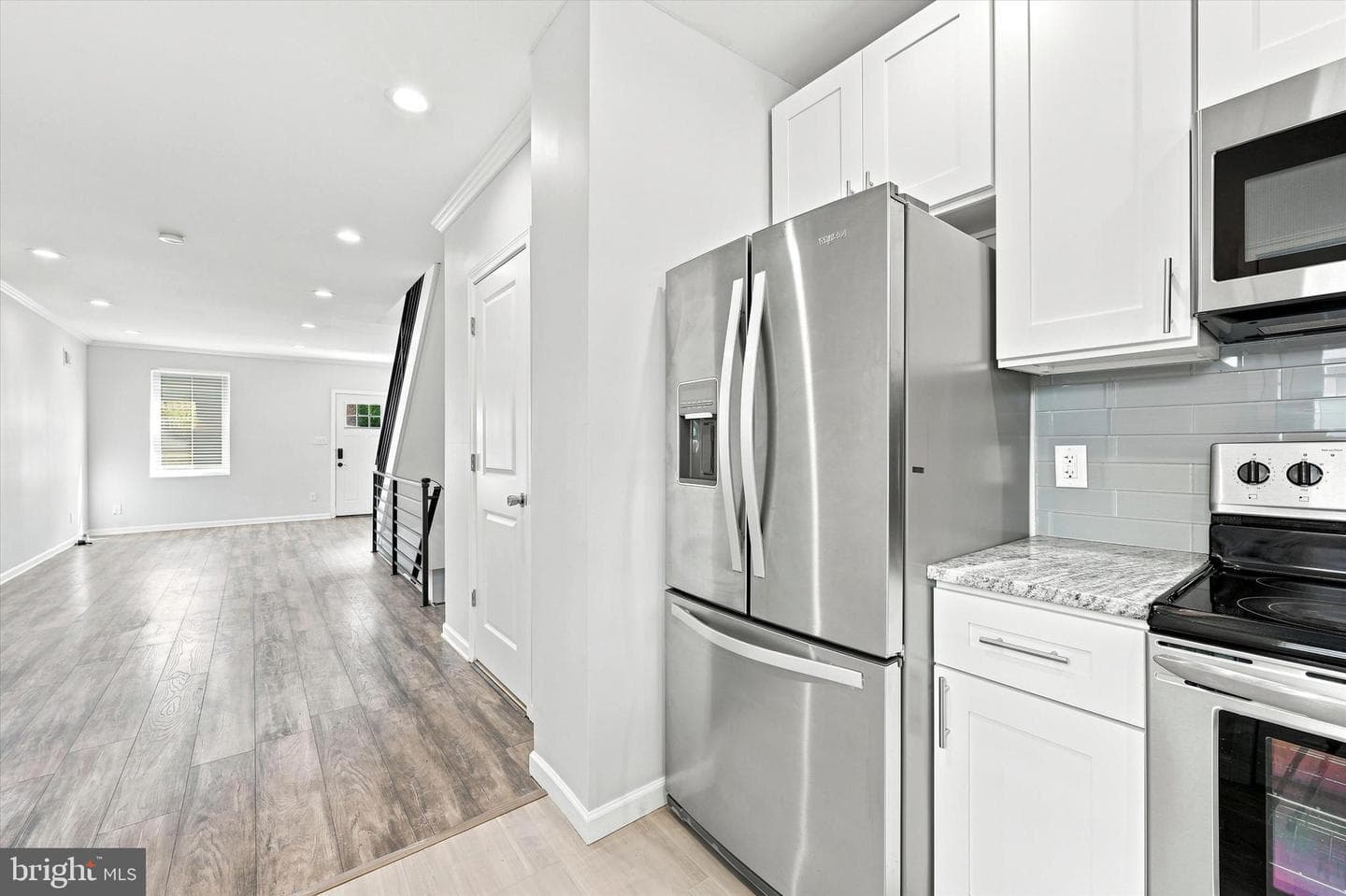 5360 Morris Street photo 7