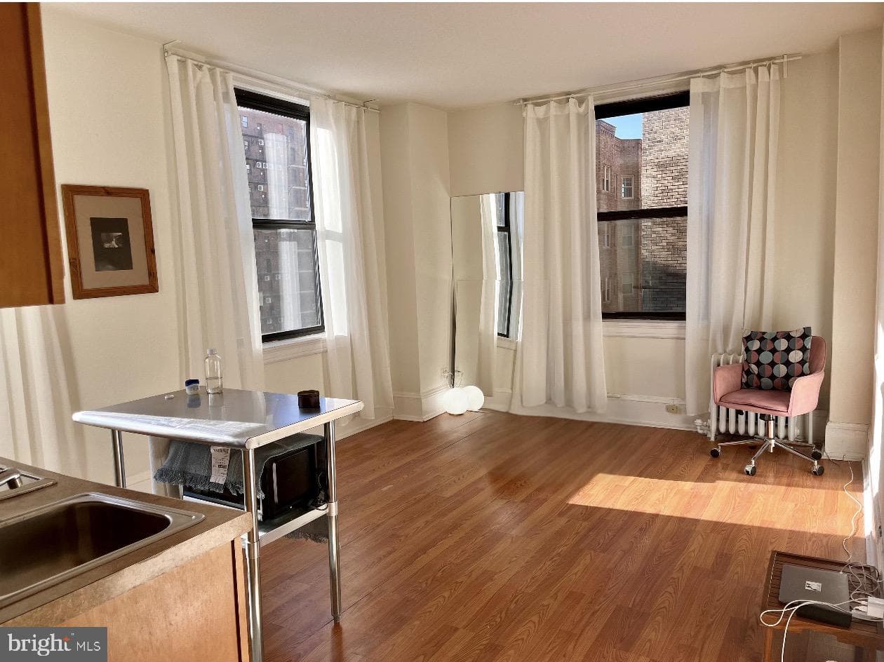 1324 Locust Street #704 photo 6