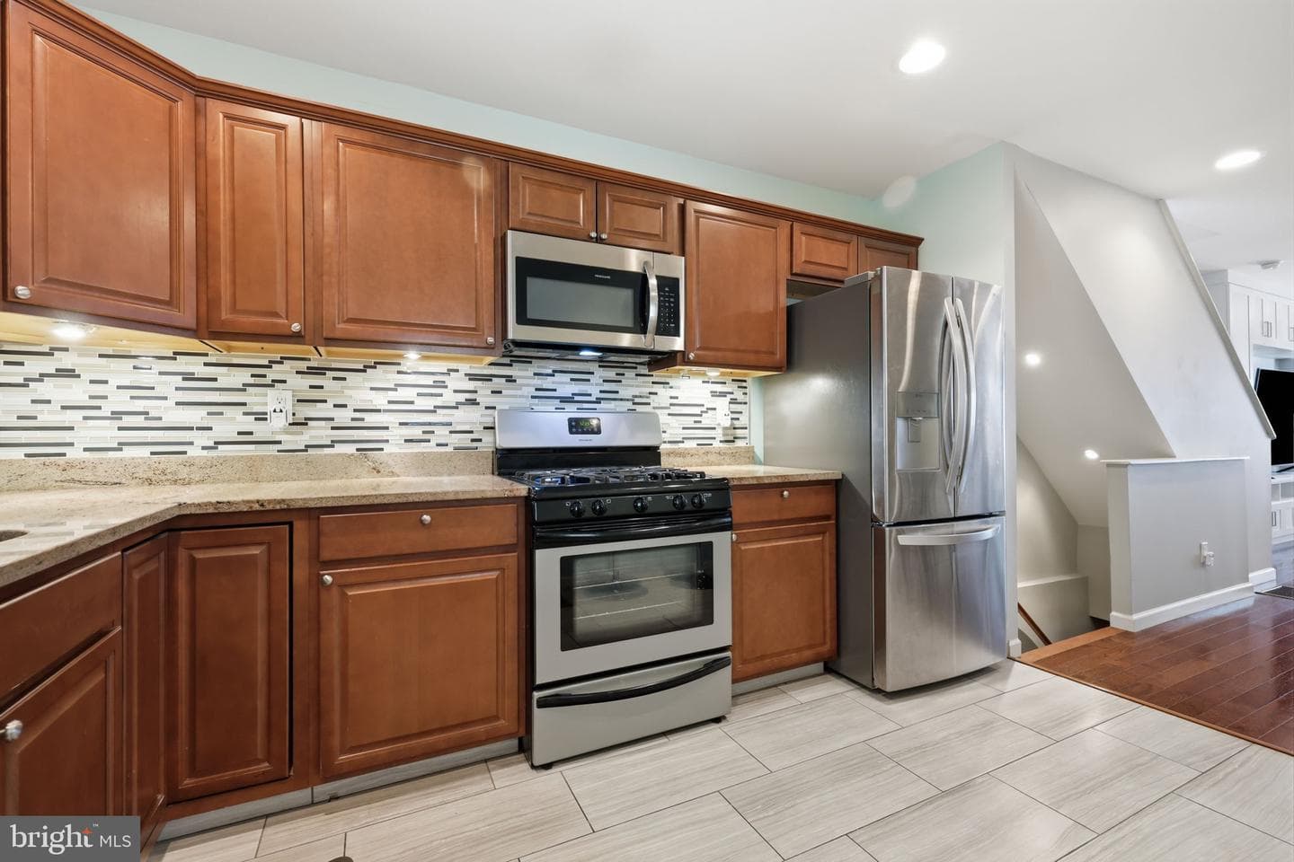 2505 S Philip Street photo 13