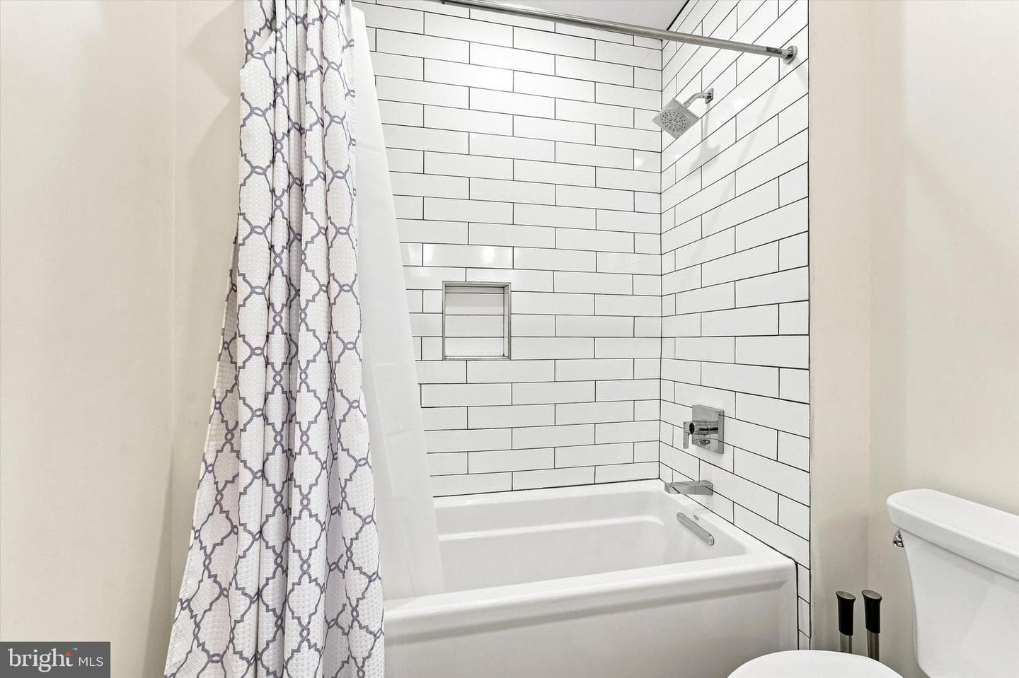 1647 E Eyre Street #1 photo 15