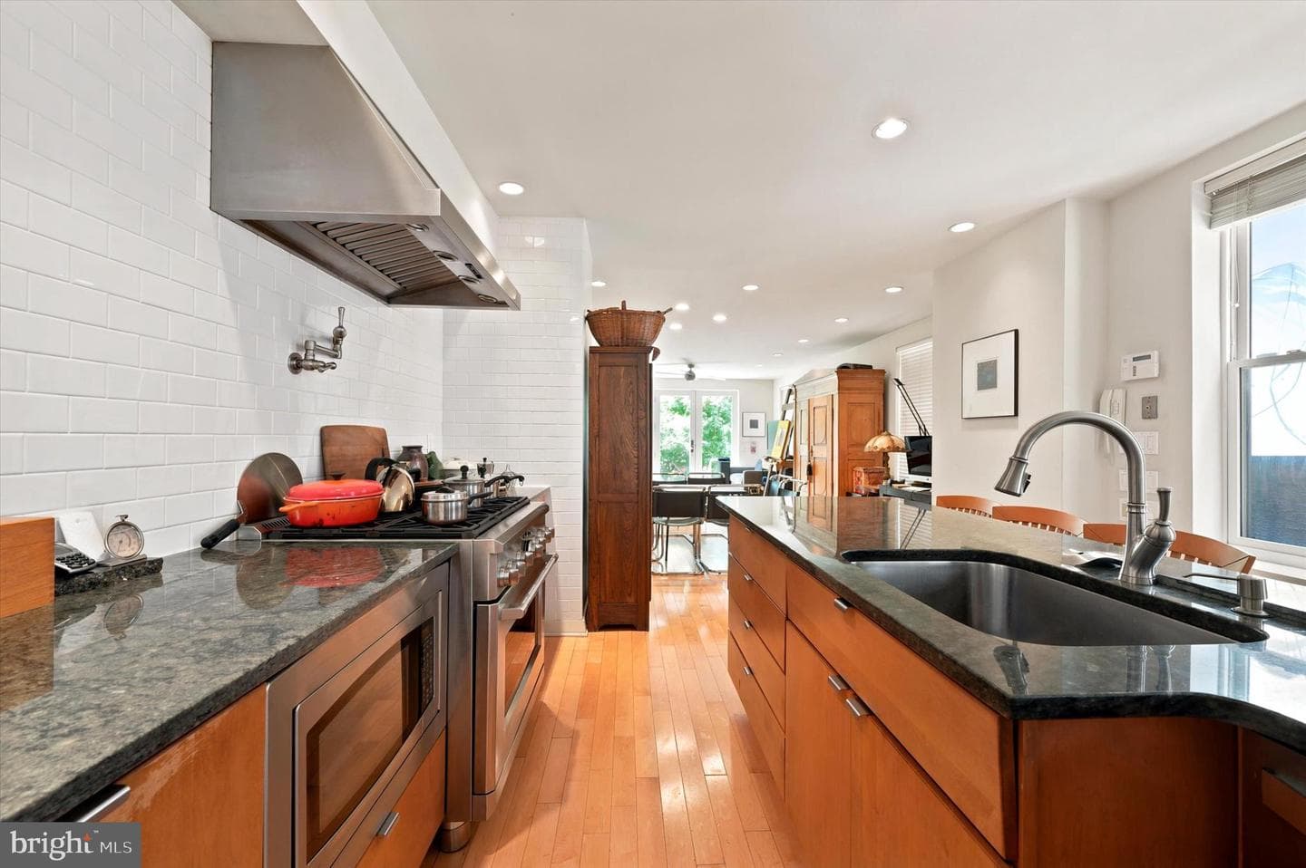 1510 Green Street photo 4