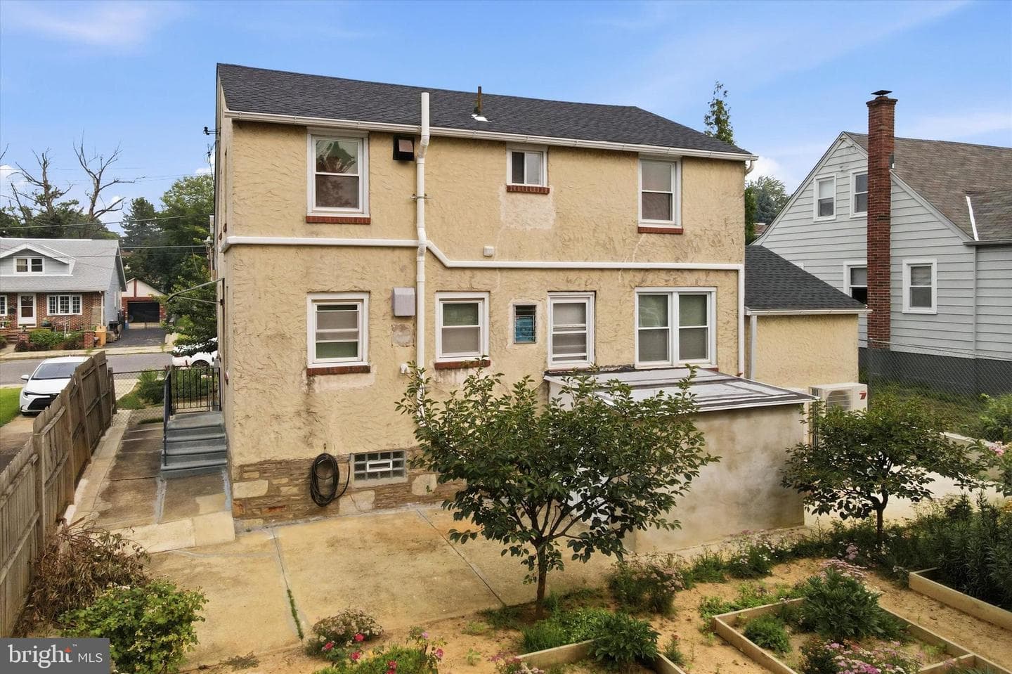 7331 Dorcas Street photo 16