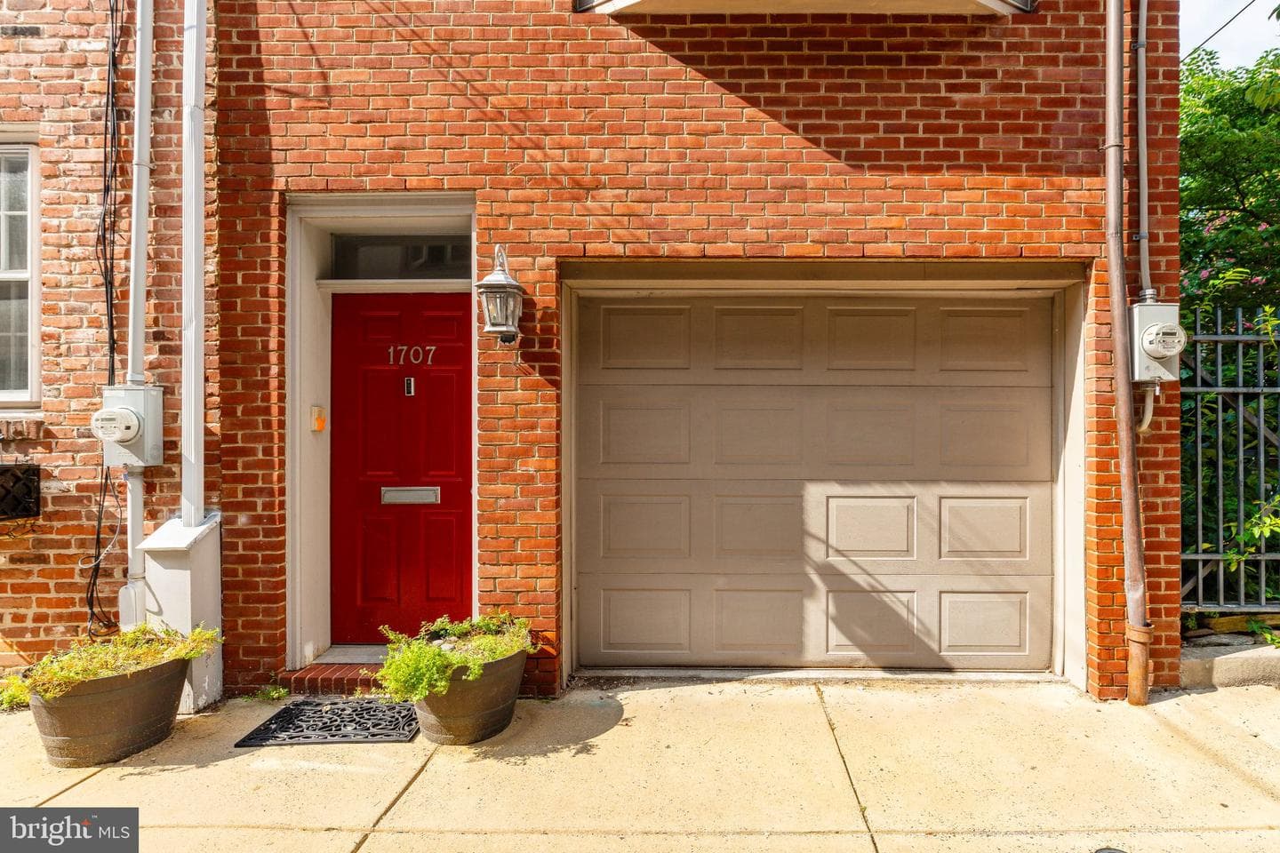 1707 Rodman Street photo 2
