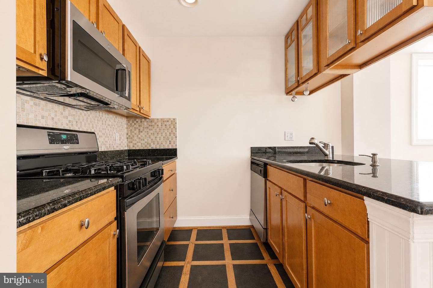1707 Rodman Street photo 6