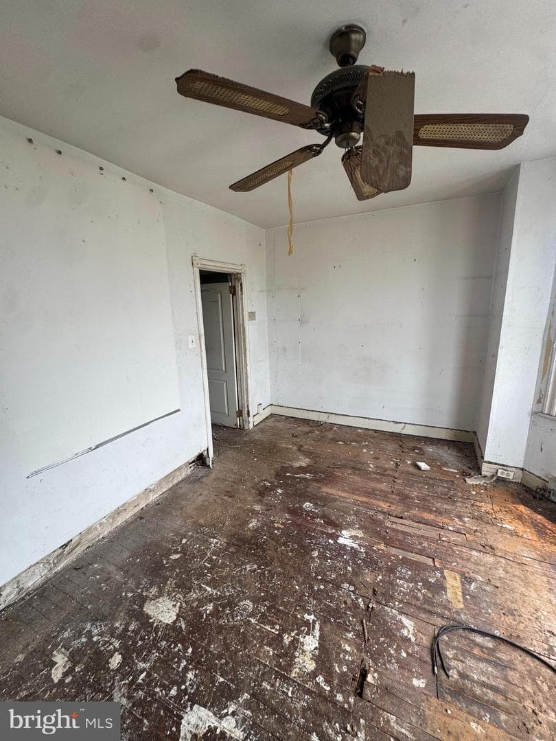 1203 S Peach Street photo 7