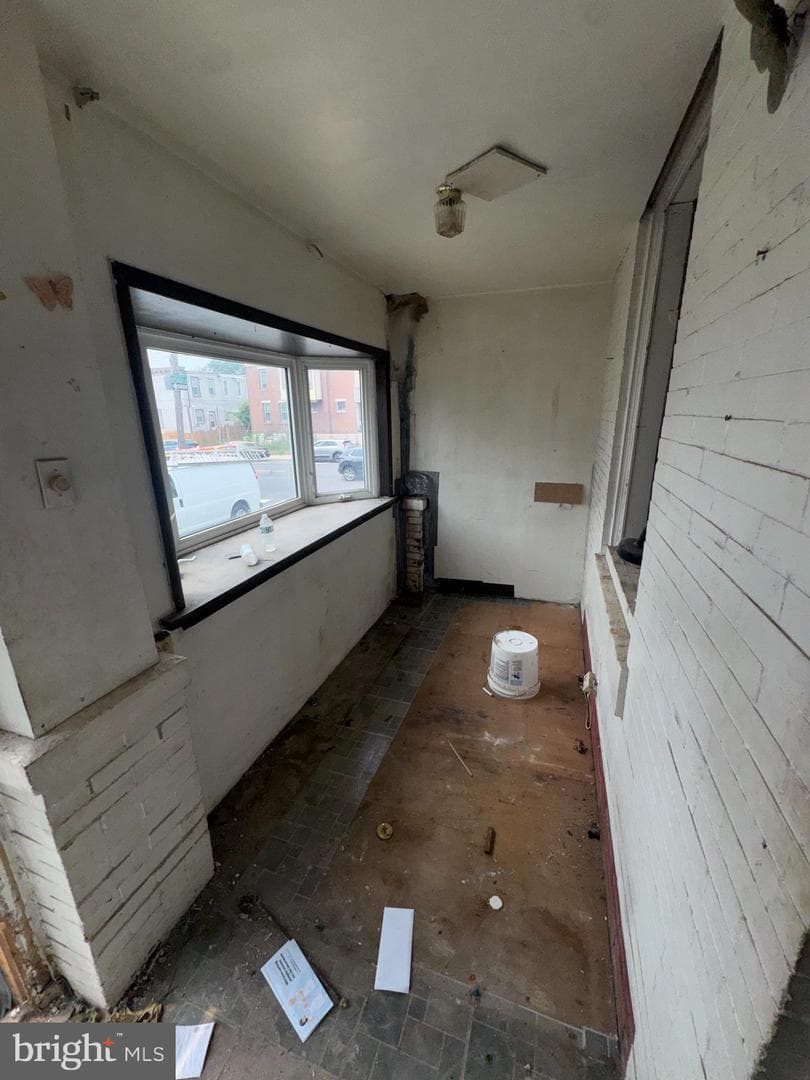 1203 S Peach Street photo 9