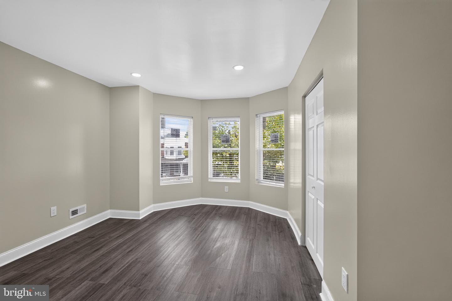 1467 N 60th Street photo 17