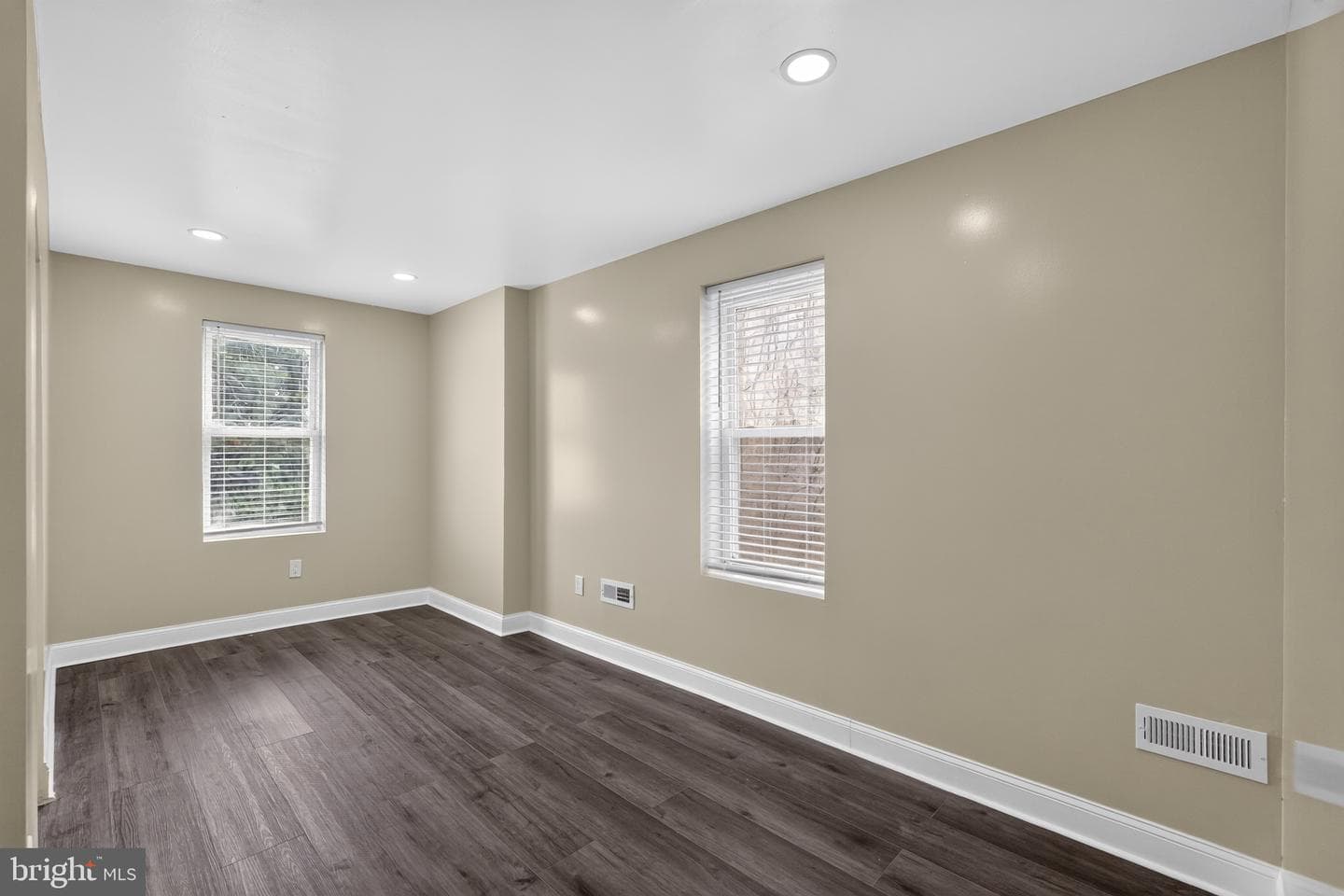 1467 N 60th Street photo 19