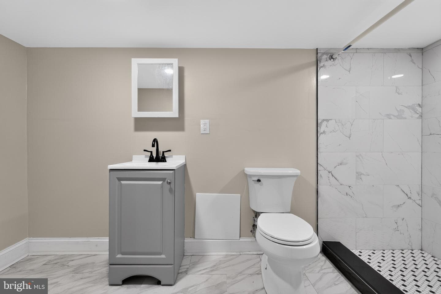 1467 N 60th Street photo 23