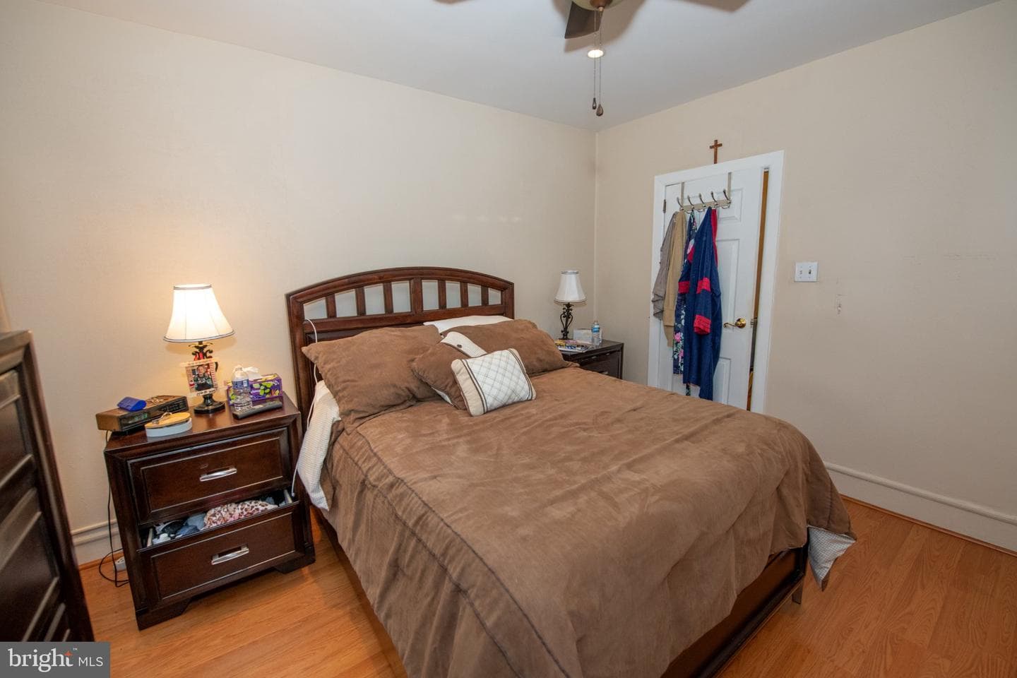 1715 S Iseminger Street photo 17